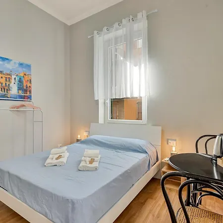 Penzion Redarooms La Spezia