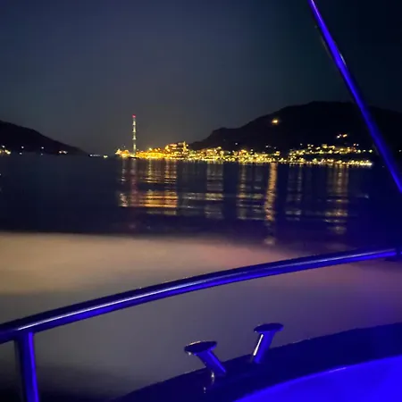 Redarooms La Spezia